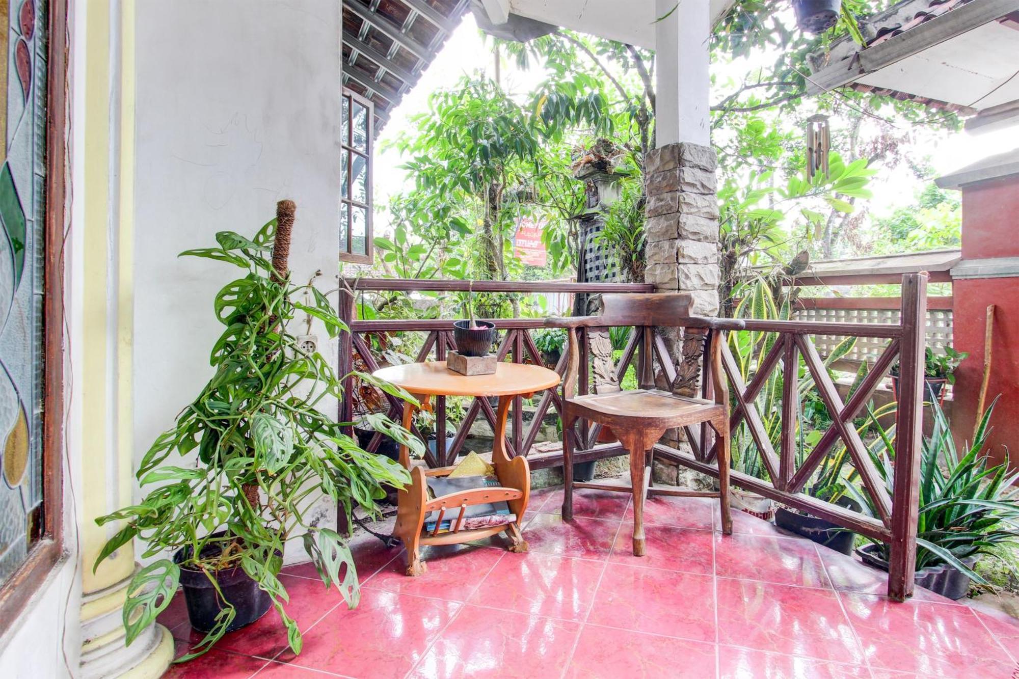Oyo 94000 Omah Citra Genia Homestay Ngaglik 外观 照片